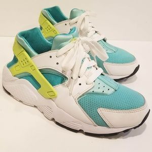 NIKE Air Huarache Run Lace Up Sneakers Shoes White Blue Shoes Youth Size 5.5 Y